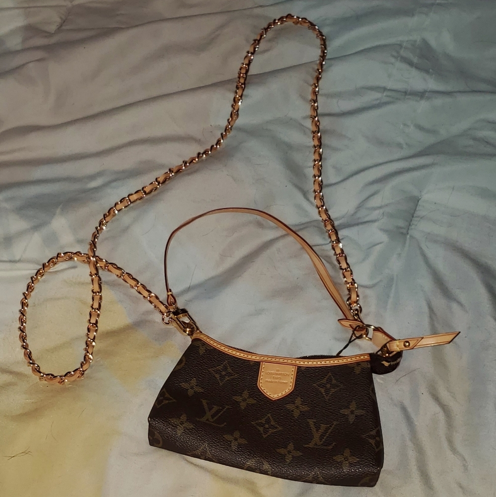 ❗️SOLD❗️🎉HP🎉Louis Vuitton Monogram Delightful Mini Pochette - Picture 3 of 16